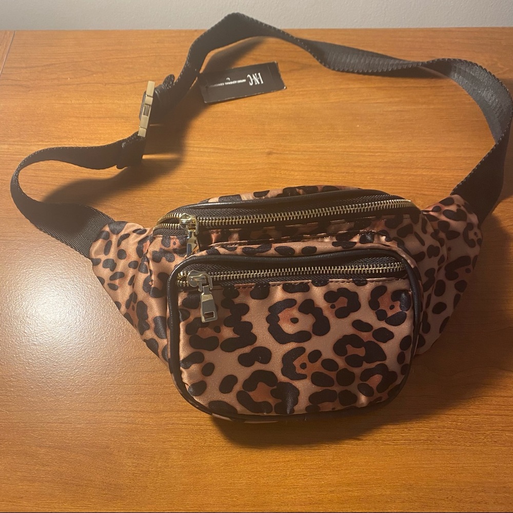 INC international concepts belt bag